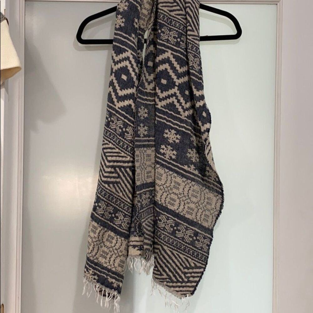 Blue Ivory Cream Geometric Print Women's Long Fringe Scarf
